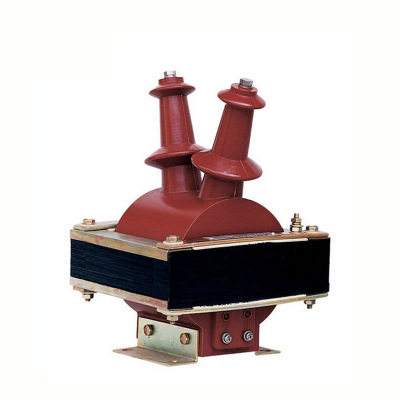 穿牆式電壓互感器